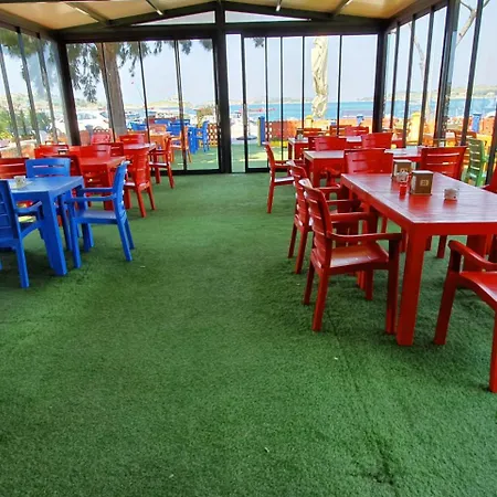 Miniland Aile Pansiyonu Foça